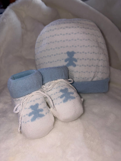 Cappellino e scarpette orsetto